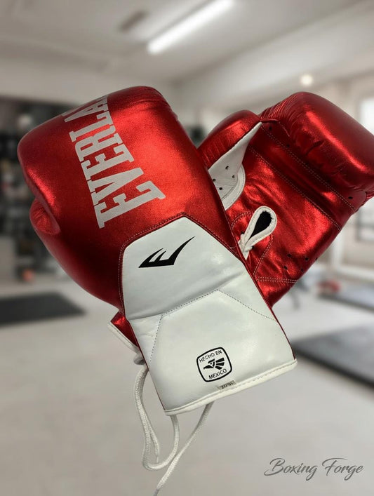 Red Everlast Boxing Gloves, Premium Leather Training Gear for Heavy Bag and Sparring