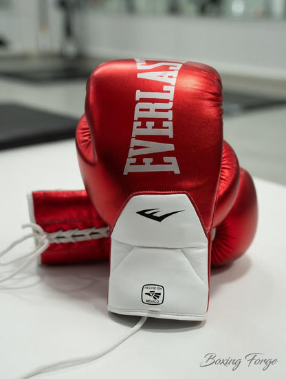 Red Everlast Boxing Gloves, Premium Leather Training Gear for Heavy Bag and Sparring