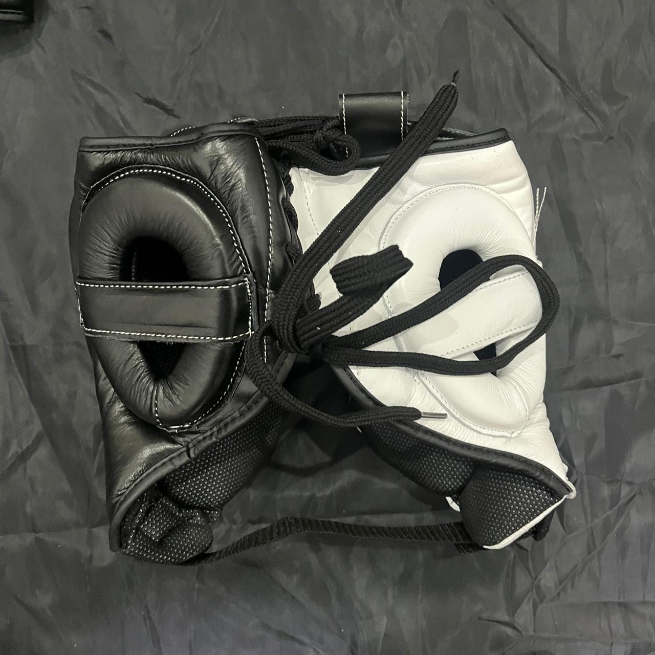 No Boxing No Life Complete Boxing Set – Gloves, Head Guard & Body Protector | Black & White