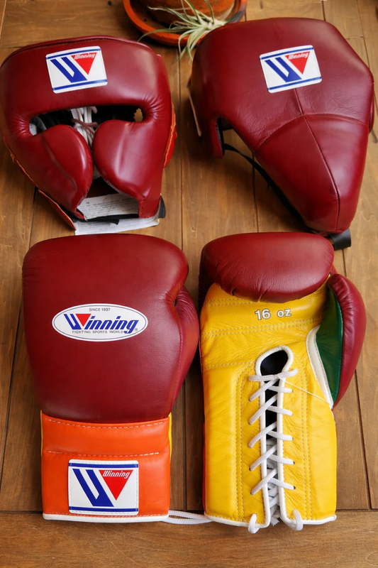Winning Style Boxing Set Maroon/Yellow – Lace-Up Gloves, Headgear & Groin Guard